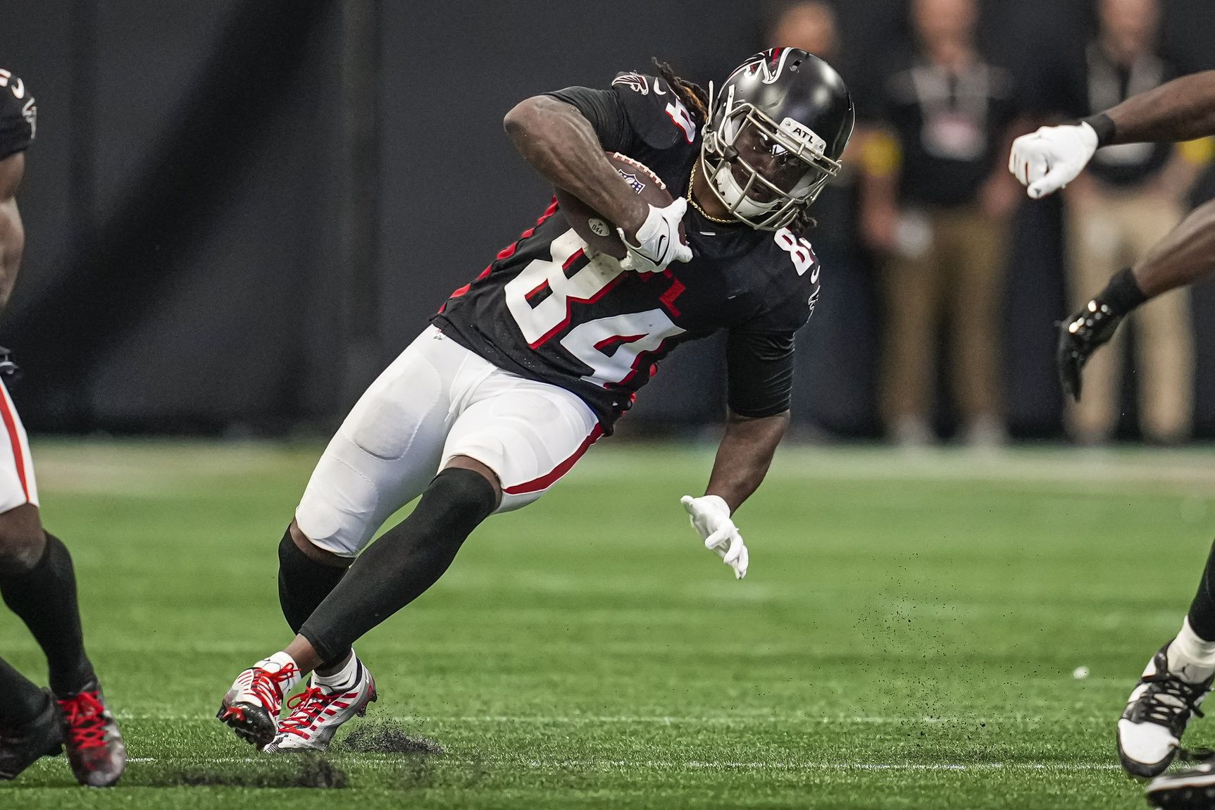 Is Cordarrelle Patterson Playing Today vs. Chargers? Fantasy Implications for Caleb Huntley and Tyler Allgeier