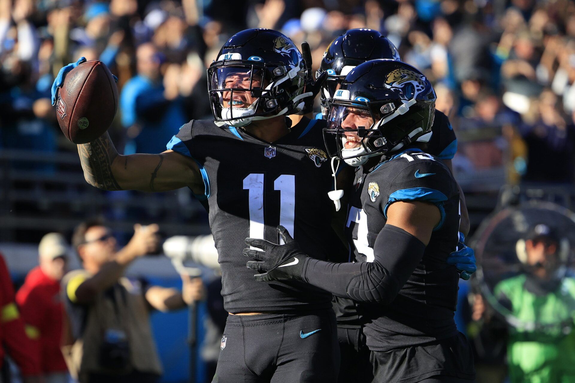 Early Fantasy Non-PPR Rankings Week 17: Christian Kirk, Rashid Shaheed, Michael Pittman Jr. and More