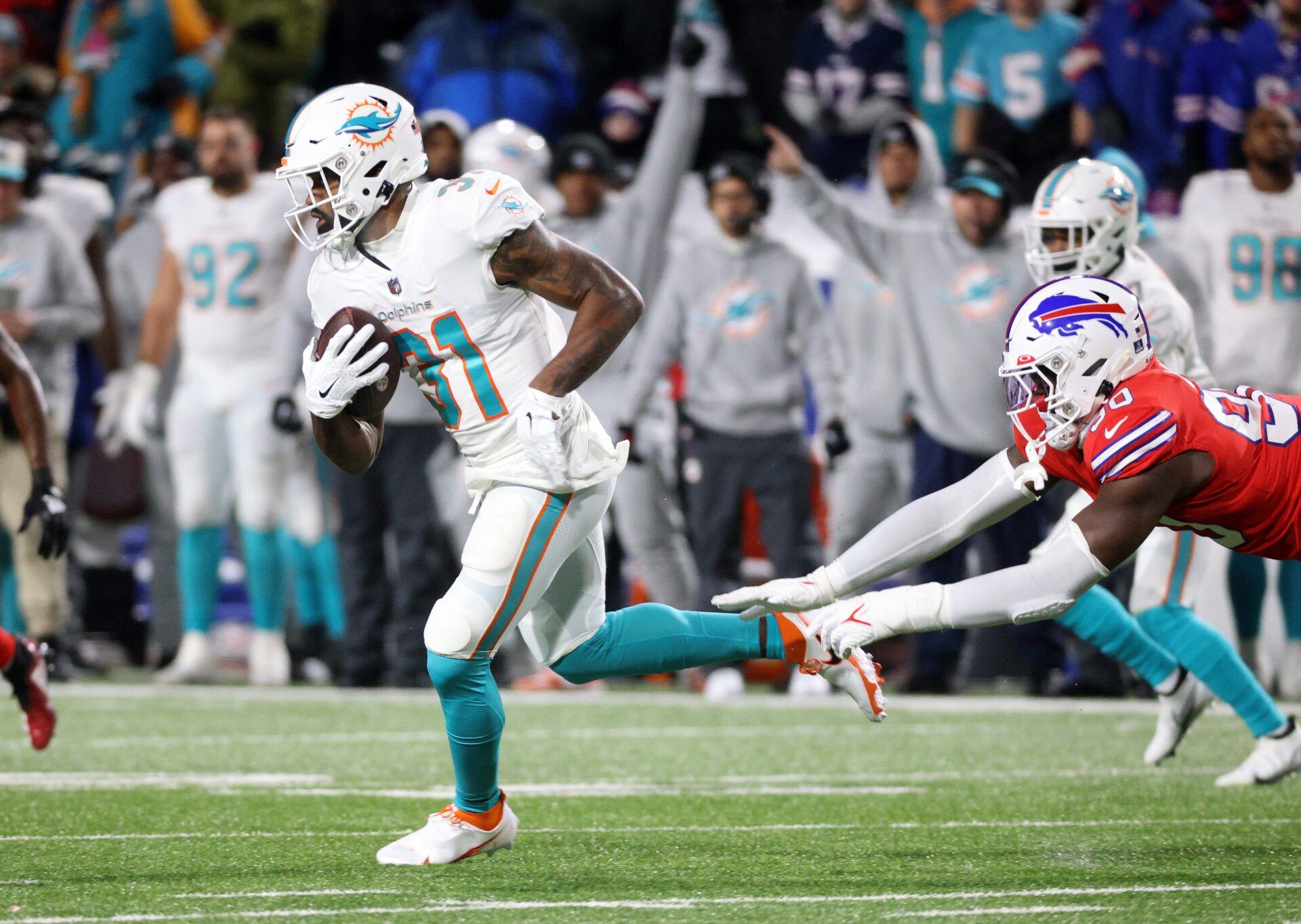 Early Fantasy PPR Rankings Week 16 David Montgomery, Raheem Mostert, Alvin Kamara, and More