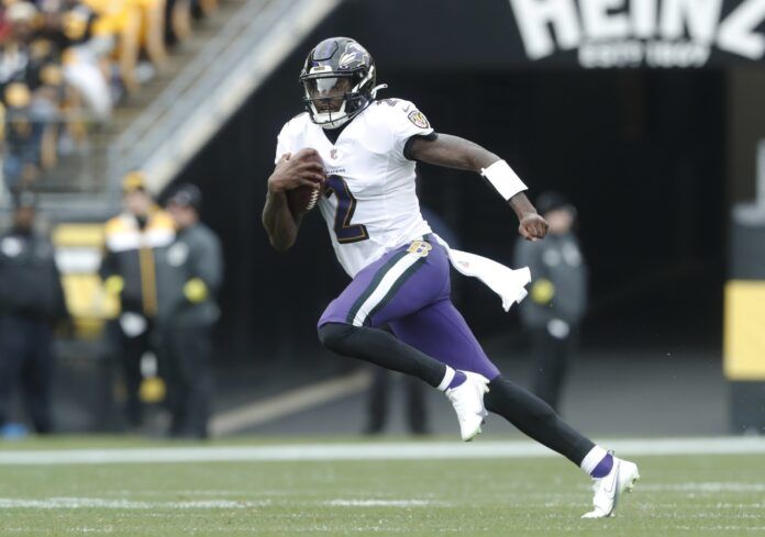 Baltimore Ravens QB Tyler Huntley Injured, Anthony Brown Takes Over