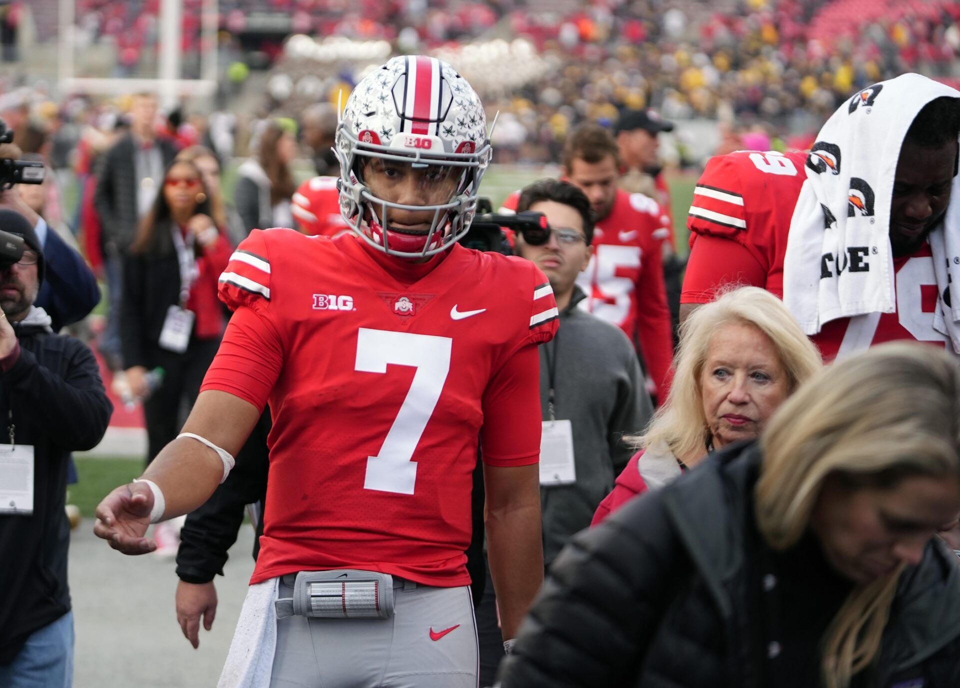 2023 NFL Draft News Heisman Finalist C.J. Stroud Entering Draft Following Playoff