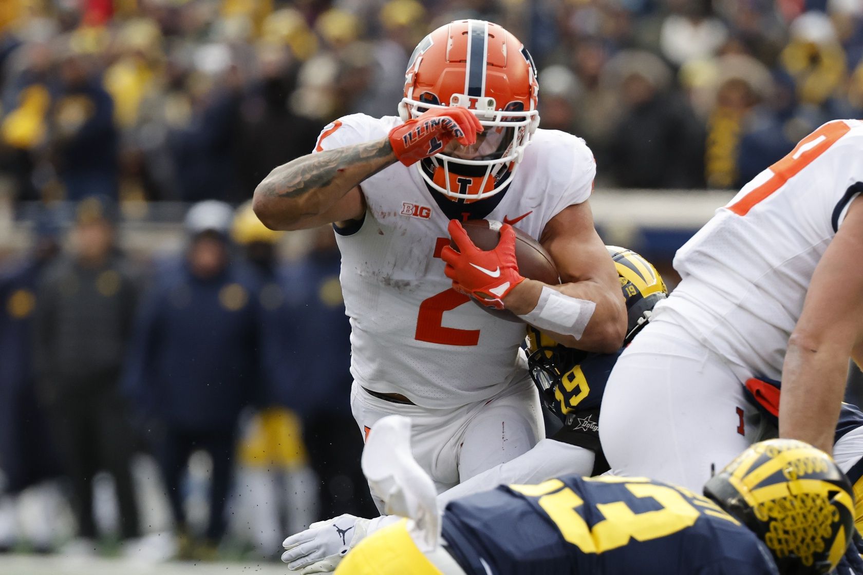 Top Running Backs at the 2023 Senior Bowl Include Kenny McIntosh and Chase Brown