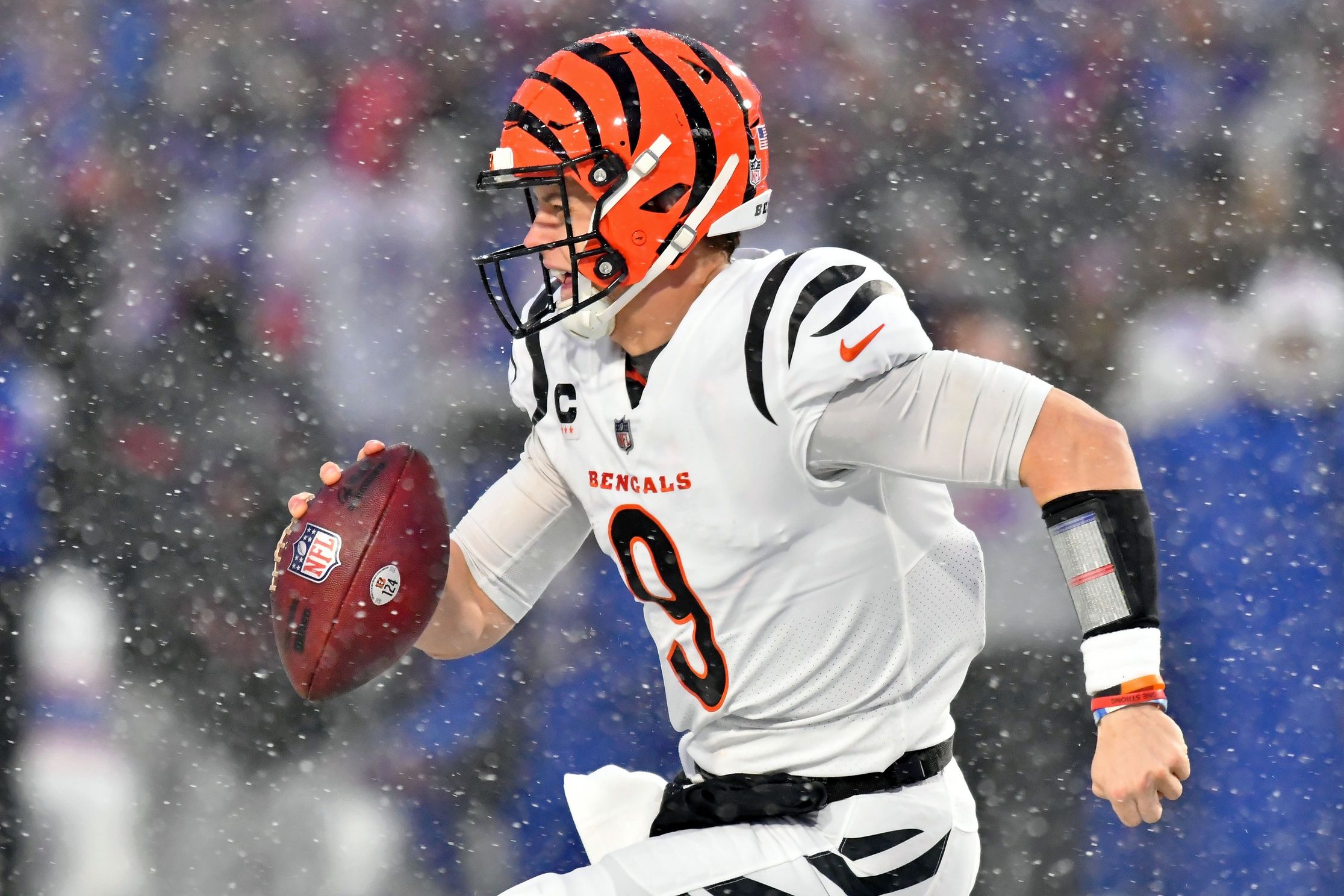 Bengals QB Joe Burrow Is Who Everyone Believed Josh Allen Would (But ...