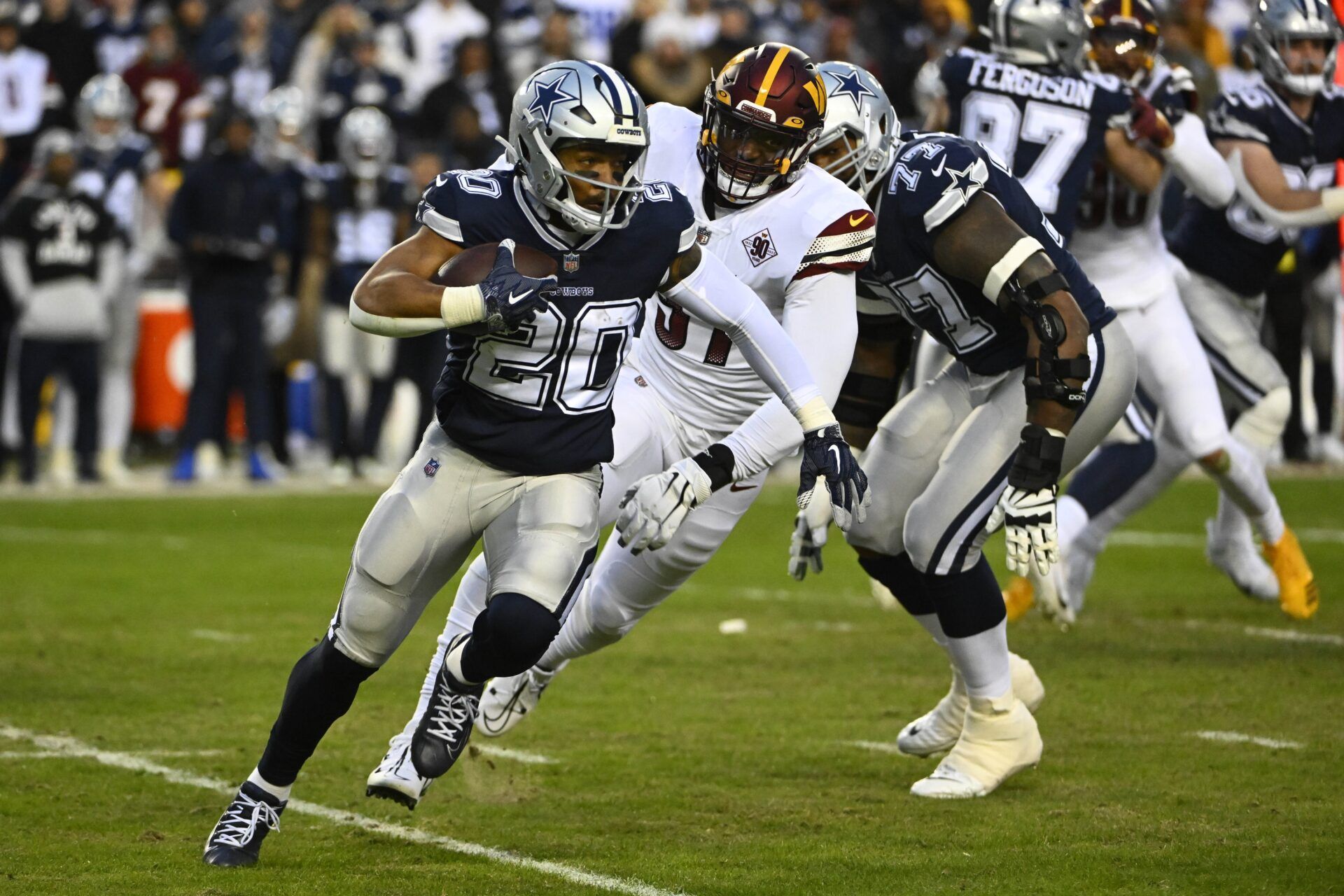 Fantasy Flex Rankings for the NFL Playoffs: Tony Pollard, Rachaad White, Ezekiel Elliott, and More