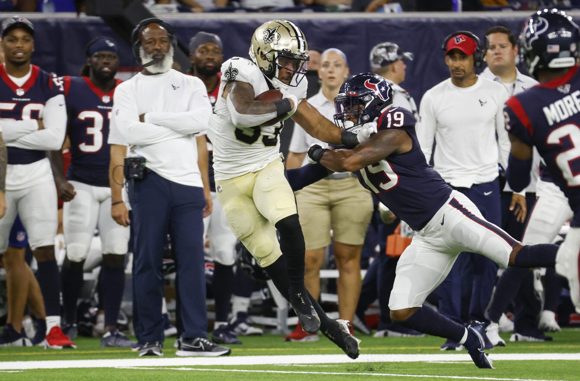 Top XFL Running Backs 2023: Abram Smith, Jah-Maine Martin Lead a Talented Field of Rushers