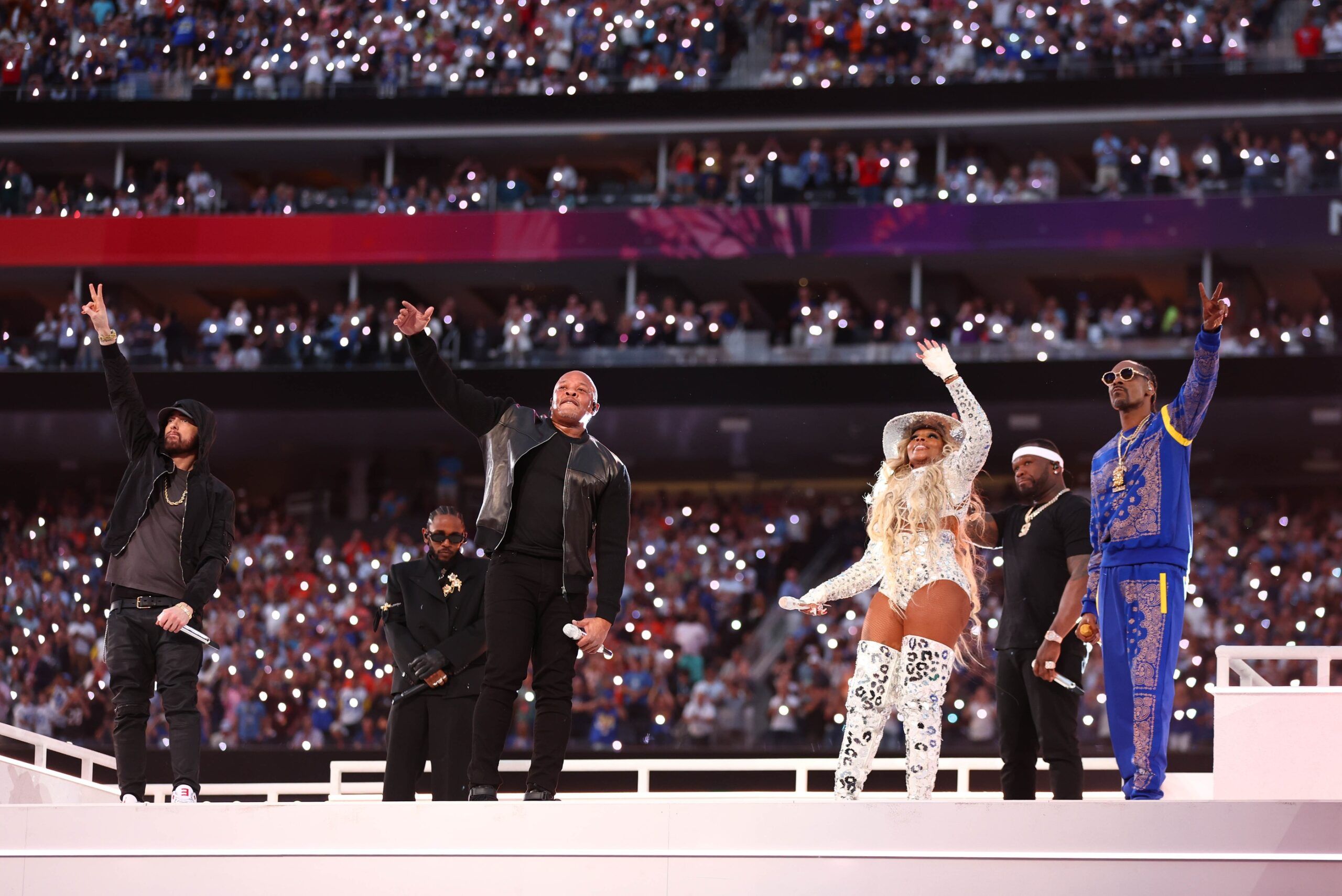 How long is super bowl halftime show discount