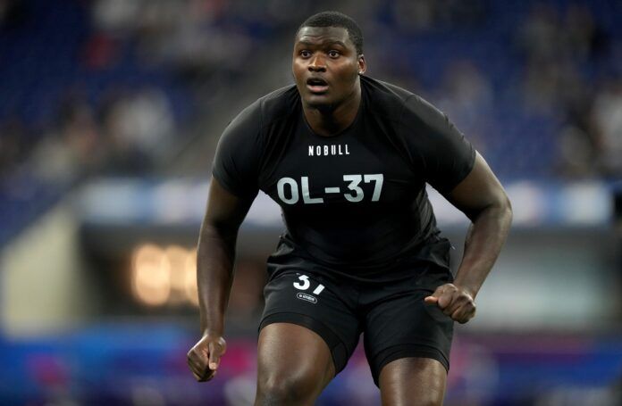 North Carolina offensive lineman Asim Richards (OL37) during the NFL Scouting Combine at Lucas Oil Stadium.