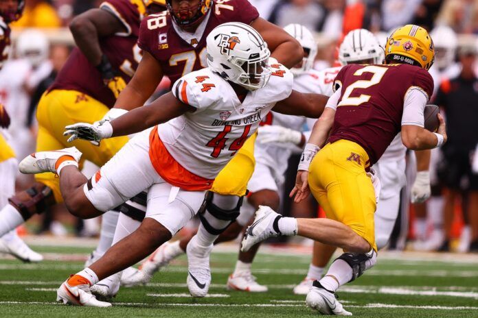 Bowling Green DT Karl Brooks (44) sacks Minnesota QB Tanner Morgan (2).