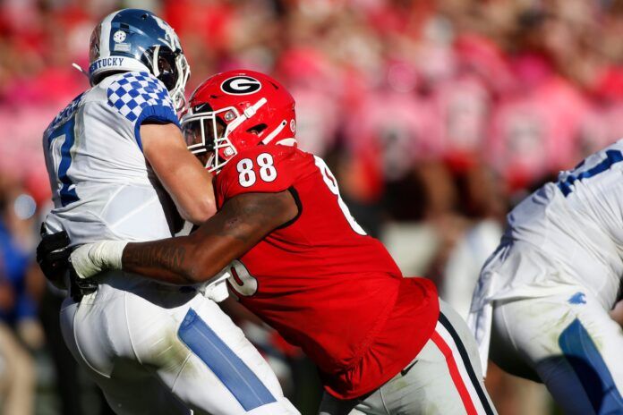 Jalen Carter sacks Kentucky Wildcats quarterback Will Levis during the second half.