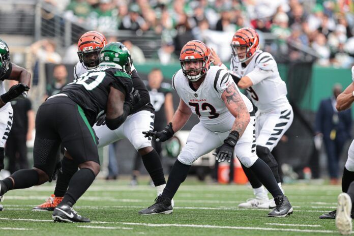 Jonah Williams blocks against the New York Jets.