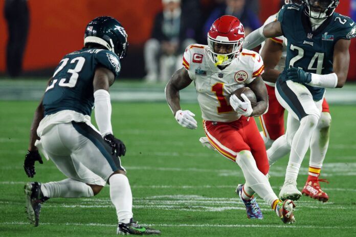 Kansas City Chiefs RB Jerick McKinnon (1) runs against Eagles C.J. Gardner-Johnson (23) in the Super Bowl.