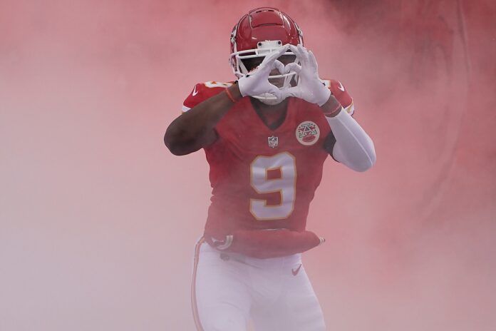 JuJu Smith-Schuster (9) is introduced before playing against the Jacksonville Jaguars.