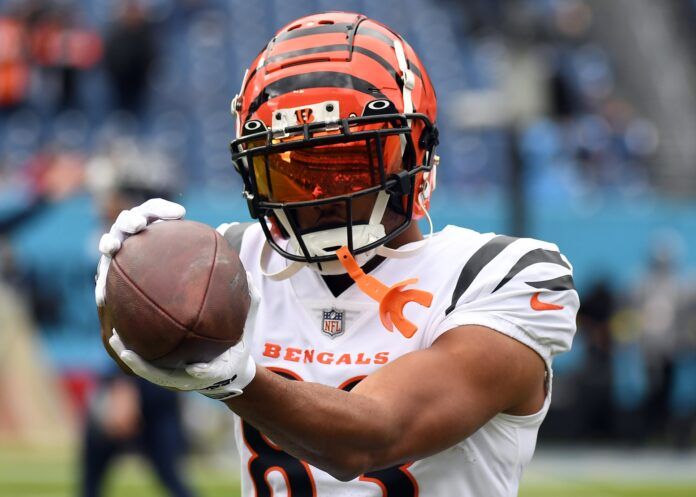 Tyler Boyd warms up before the game against the Tennessee Titans.