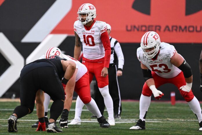 Jordan Ta'amu lines up behind the offensive line against the Vegas Vipers.