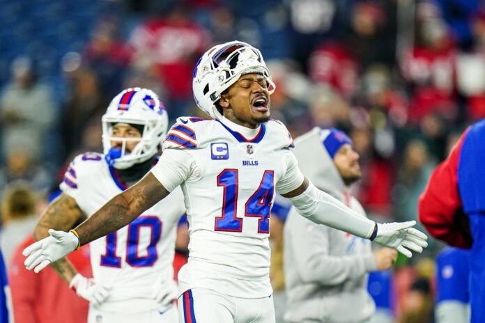 Stefon Diggs warms up before the start of the game against the New England Patriots.