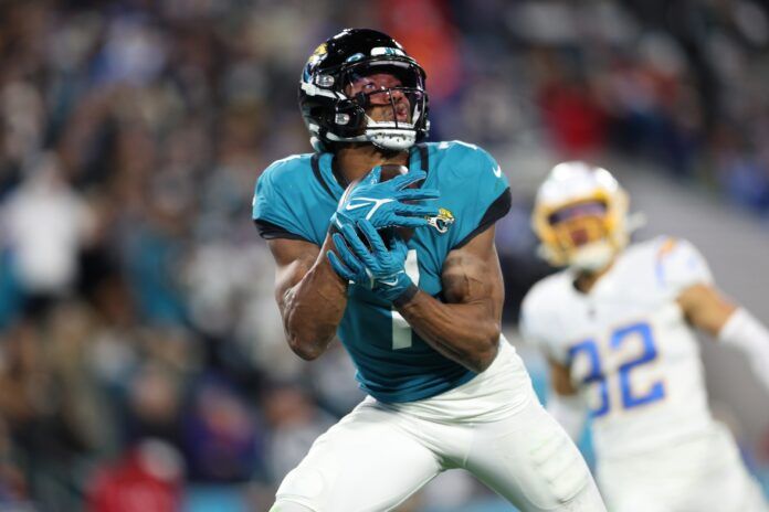 Zay Jones makes a catch for a touchdown against the Los Angeles Chargers.