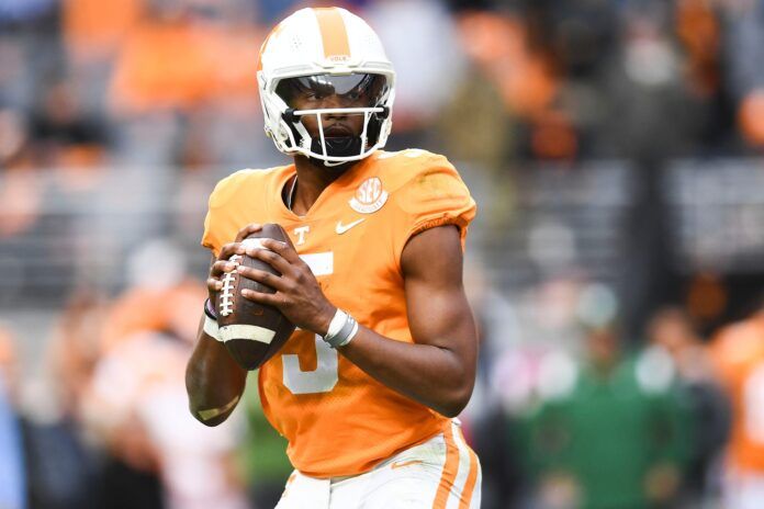 Tennessee quarterback Hendon Hooker (5) looks for an open receiver during the NCAA college football game.