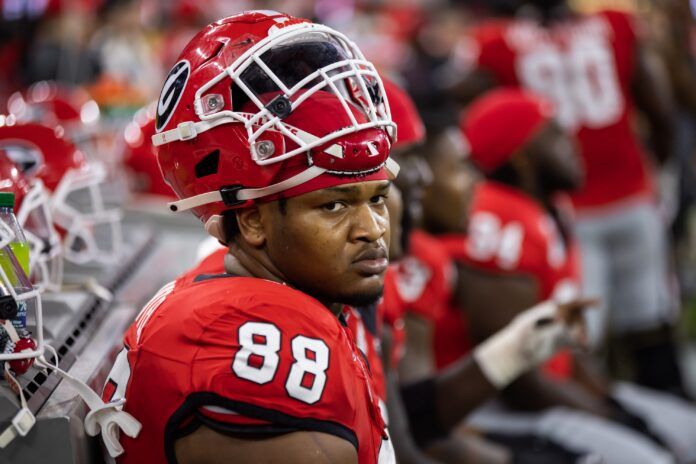 Georgia DT Jalen Carter (88) sits on the bench during the national championship game against TCU.