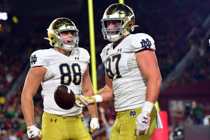 Michael Mayer (87) celebrates his touchdown scored against the Southern California Trojans.