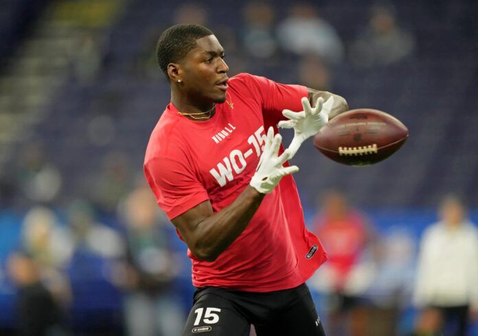 Charlotte wide receiver Grant Dubose (WO15) participates in drills at Lucas Oil Stadium.