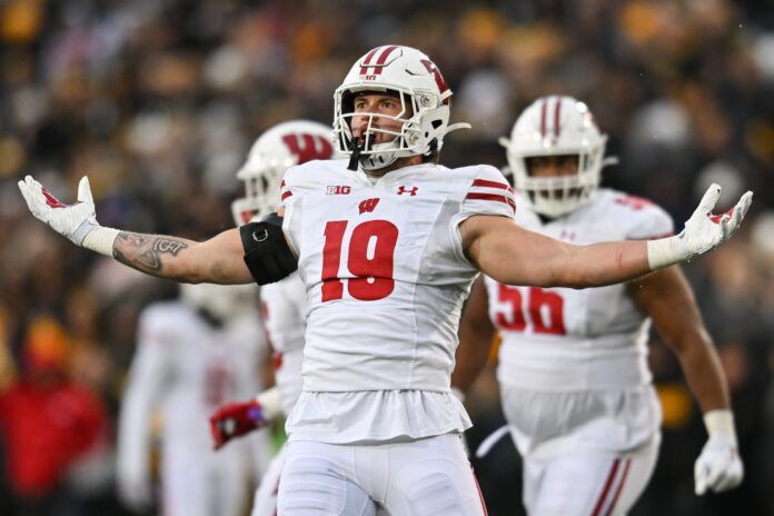 Wisconsin 2023 NFL Draft Scouting Reports Include Tyler Beach, John Torchio, and Nick Herbig