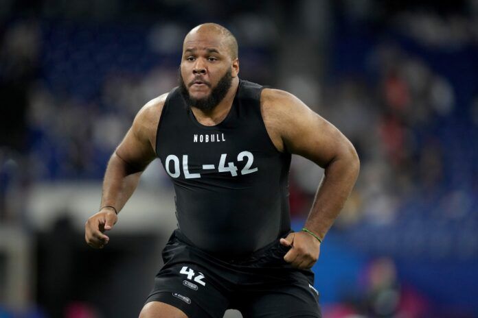 Eastern Michigan OL Sidy Sow performing drills at the NFL Scouting Combine.