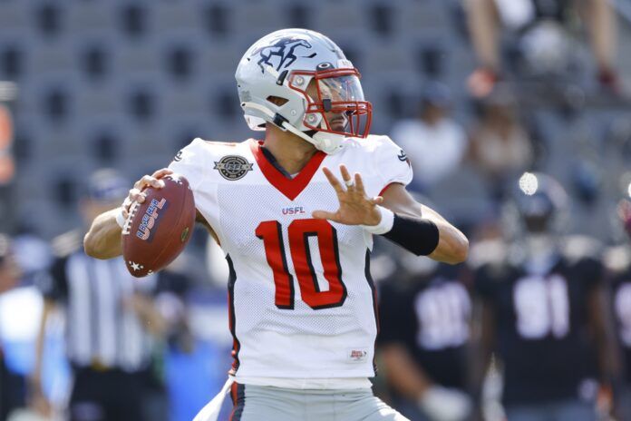 Jordan Ta'amu throws against the Houston Gamblers.