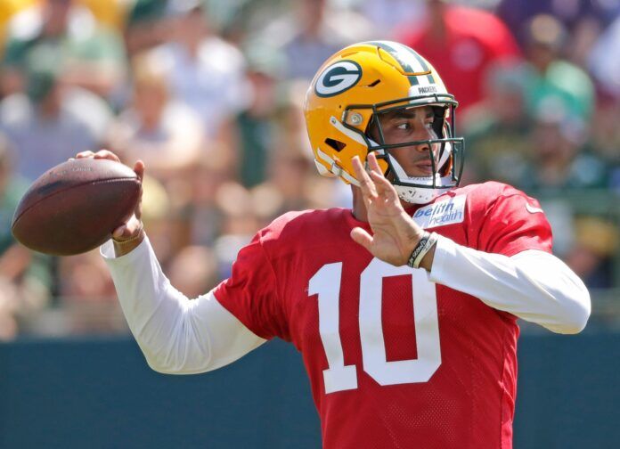 Green Bay Packers quarterback Jordan Love (10) participates in training camp.