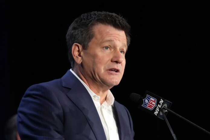 Michael Bidwell at the Super Bowl Host Committee Handoff press conference at the Phoenix Convention Center.