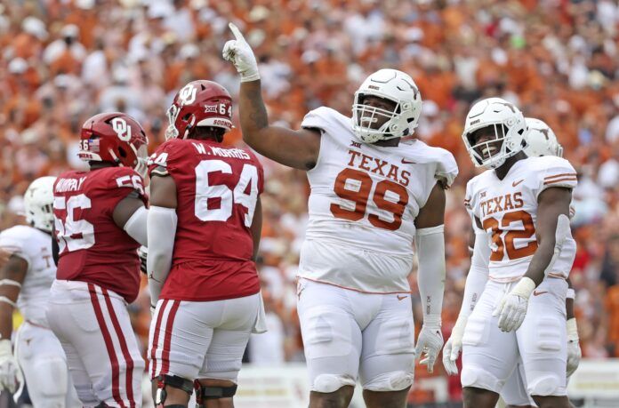 Keondre Coburn reacts during the second half against the Oklahoma Sooners at the Cotton Bowl.