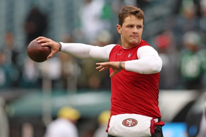 San Francisco 49ers QB Brock Purdy warms up before the NFC Championship Game.