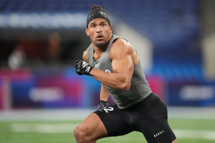 Sydney Brown participates in drills at Lucas Oil Stadium. Mandatory.