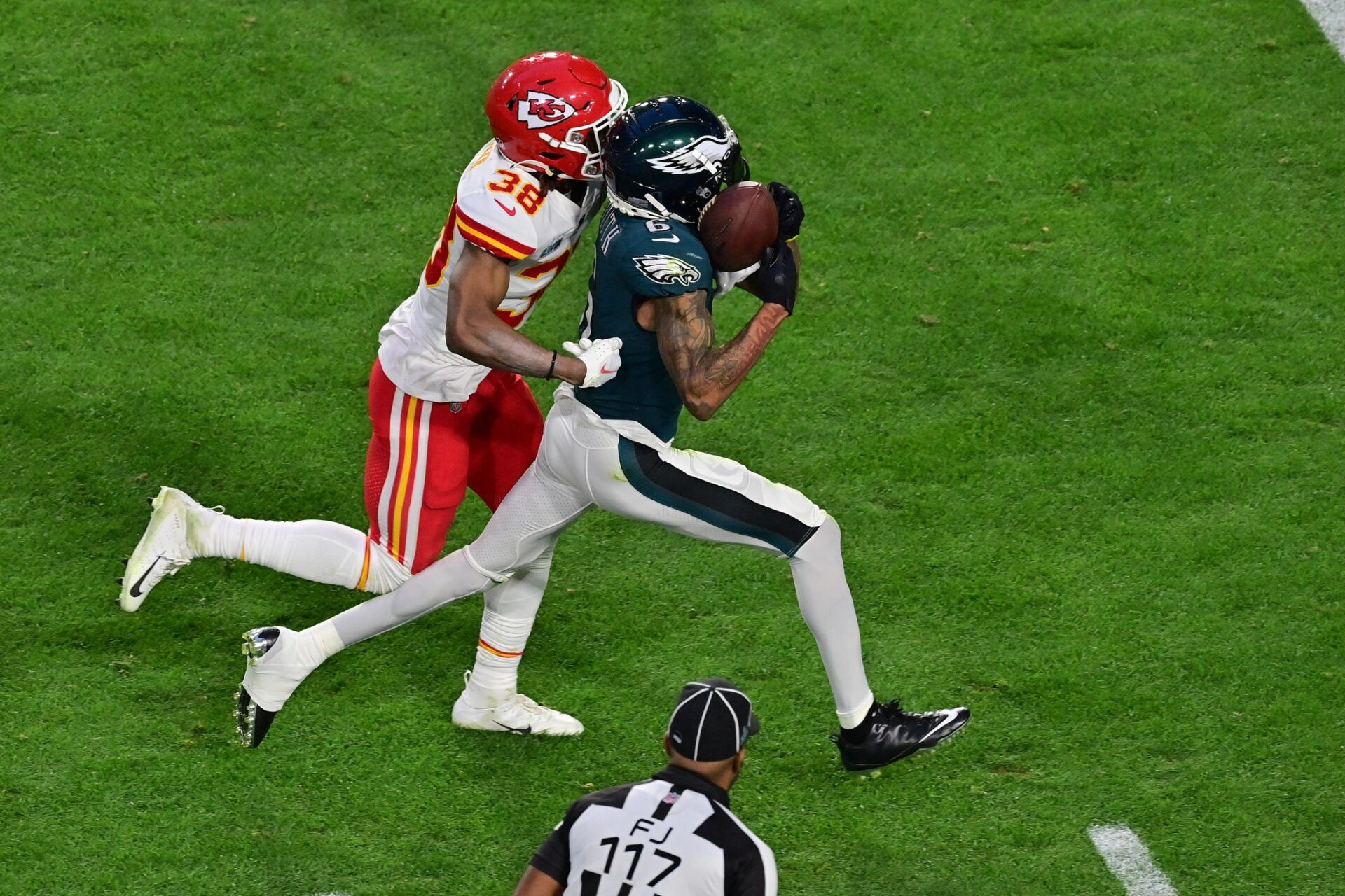 Philadelphia Eagles WR DeVonta Smith (6) catches the ball down the sidelines against Kansas City in the Super Bowl.