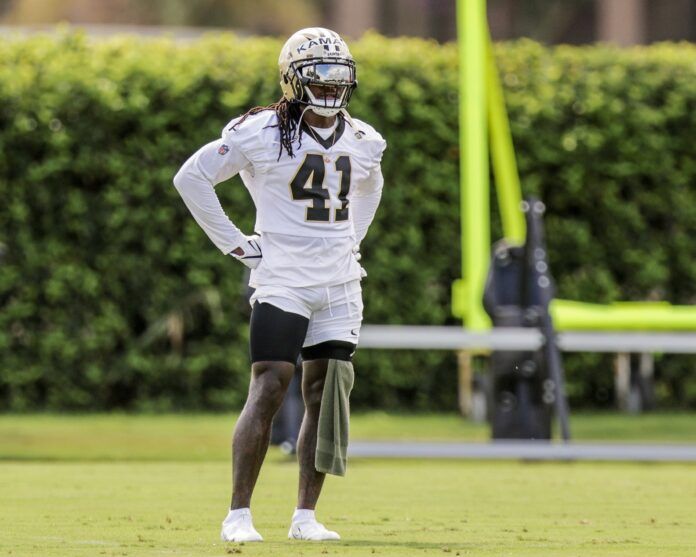 New Orleans Saints RB Alvin Kamara (41) watching on during practice.