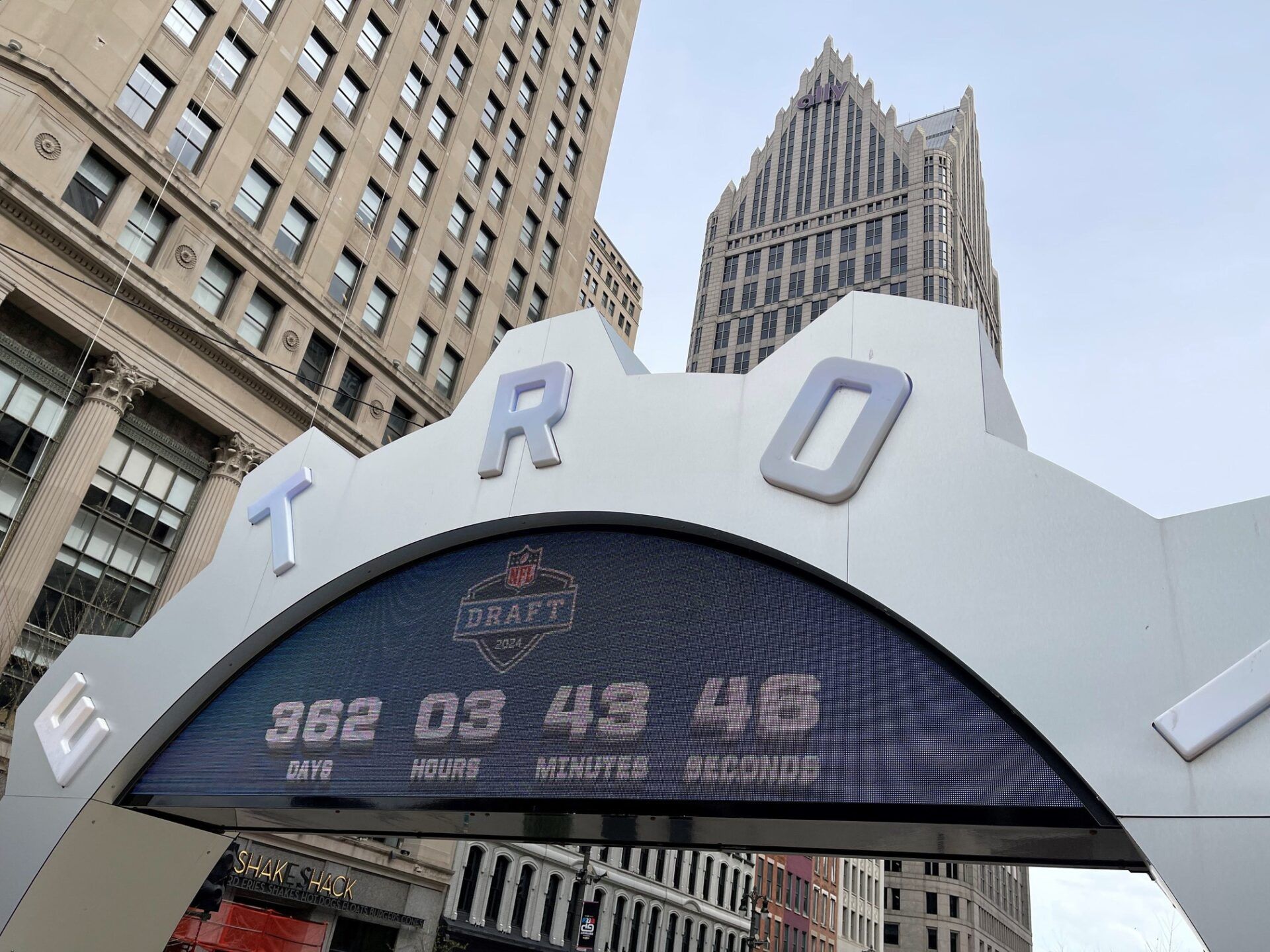 The countdown clock at Campus Martius on Woodward Avenue for the 2024 NFL Draft.