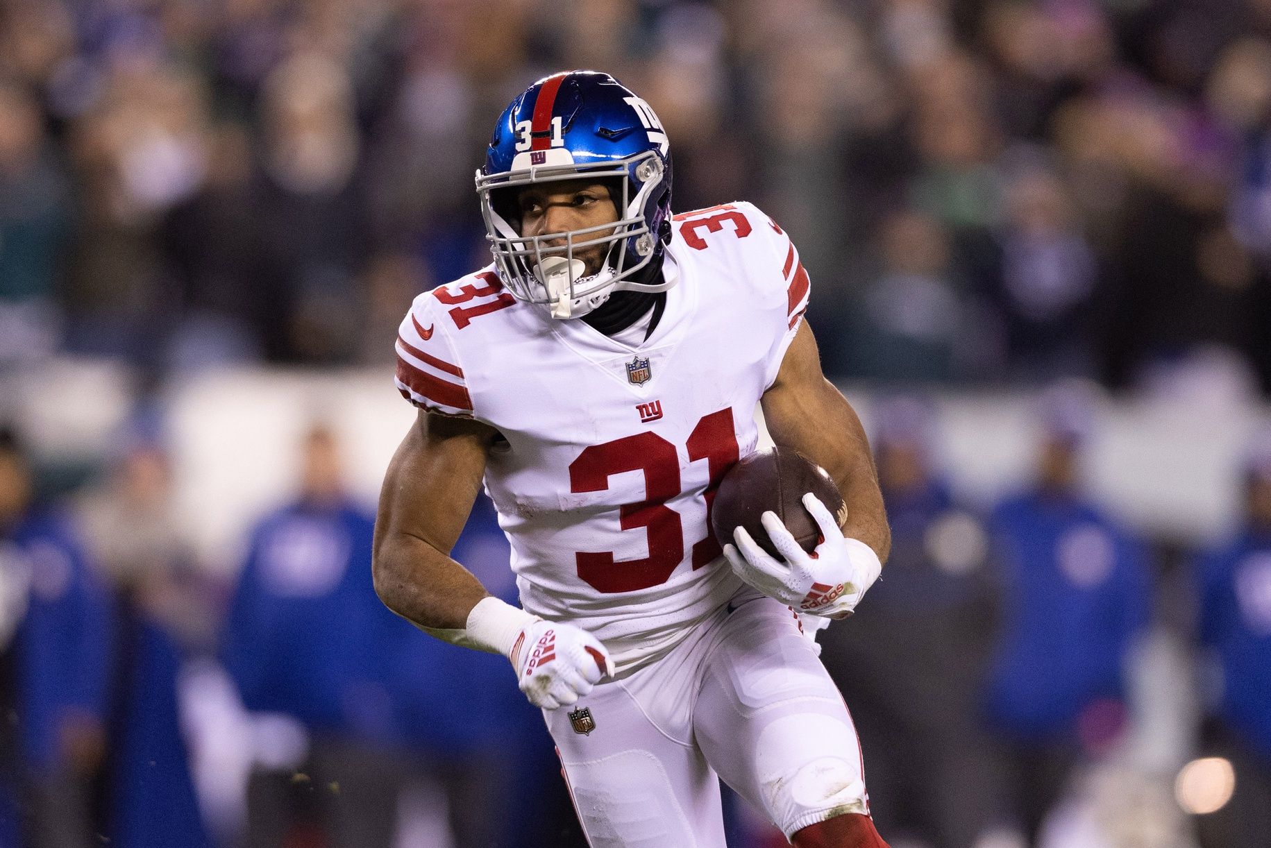 Matt Breida (31) runs for a touchdown against the Philadelphia Eagles in the third quarter.