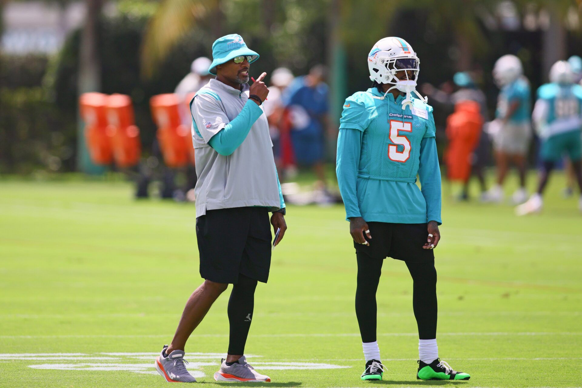 Miami Dolphins defensive coordinator Anthony Weaver.