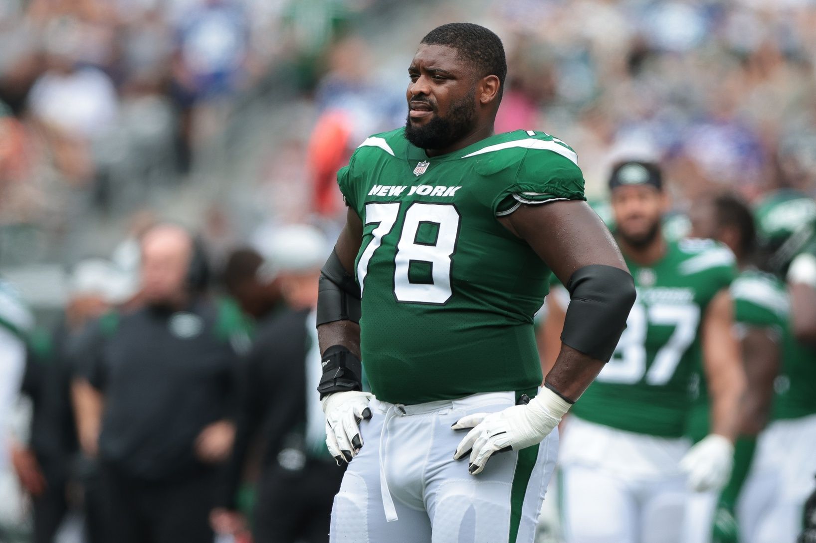 Laken Tomlinson (78) looks on during an injury time out during the first half against the New York Giants at MetLife Stadium.