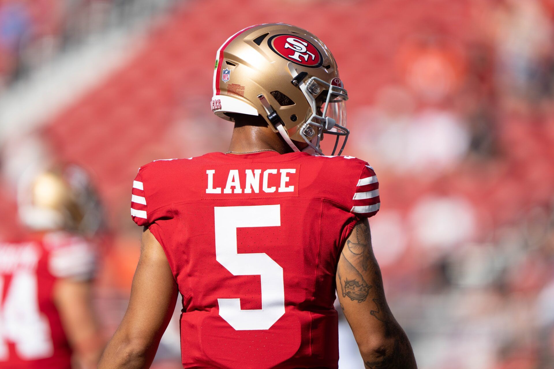 Trey Lance (5) before the start of the first quarter against the Denver Broncos at Levi's Stadium.