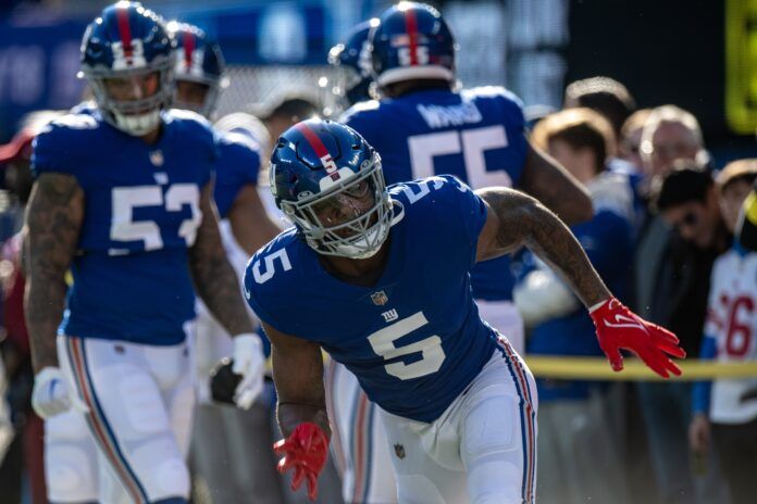 New York Giants DE Kayvon Thibodeaux (5) warms up before a game against the Indianapolis Colts.