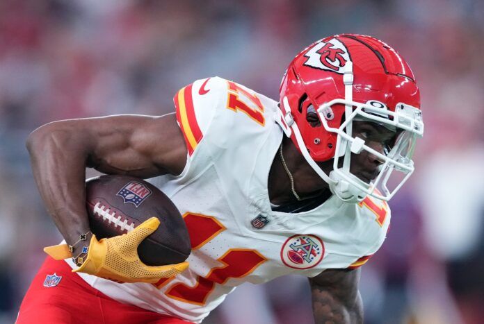 Kansas City Chiefs WR Marquez Valdes-Scantling (11) runs with the ball against the Arizona Cardinals.