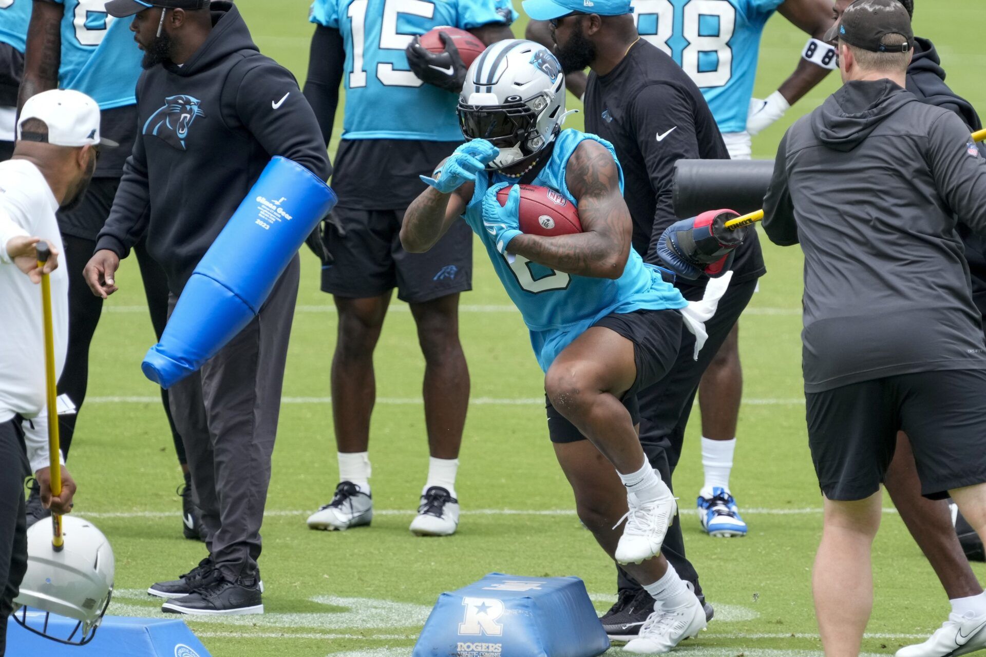 Carolina Panthers running back Miles Sanders (6) during a run drill during the Carolina Panthers minicamp.