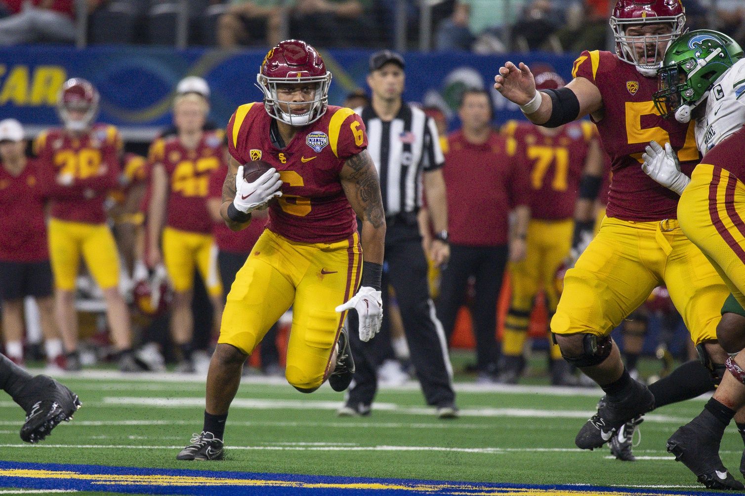 USC Trojans RB Austin Jones (6) runs the ball against the Tulane Green Wave.