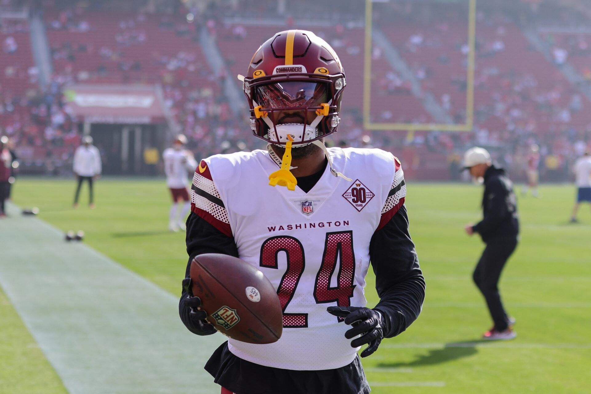 Antonio Gibson (24) warms up before the game against the San Francisco 49ers at Levi's Stadium.