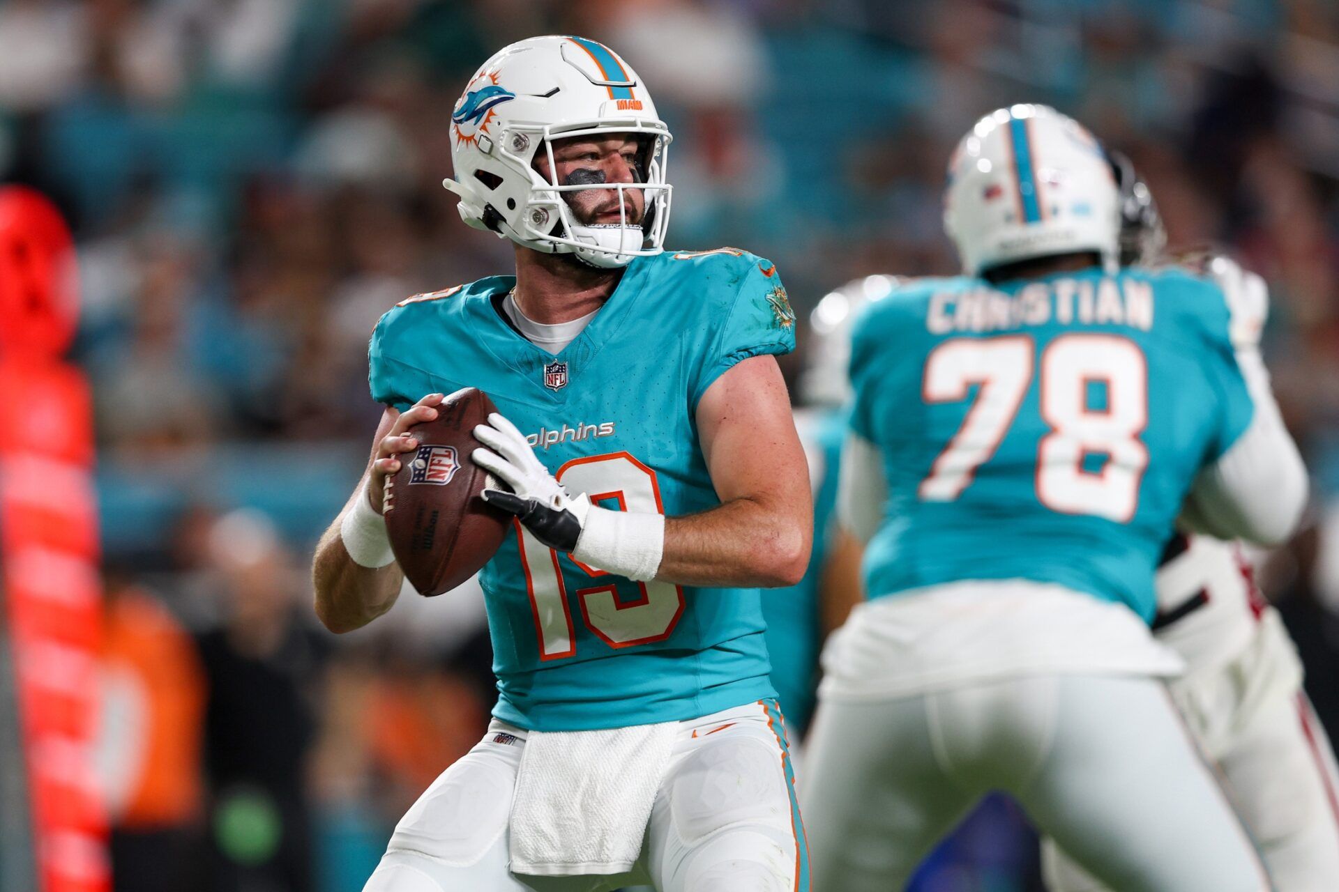 Miami Dolphins QB Skylar Thompson (19) drops back to pass against the Atlanta Falcons.