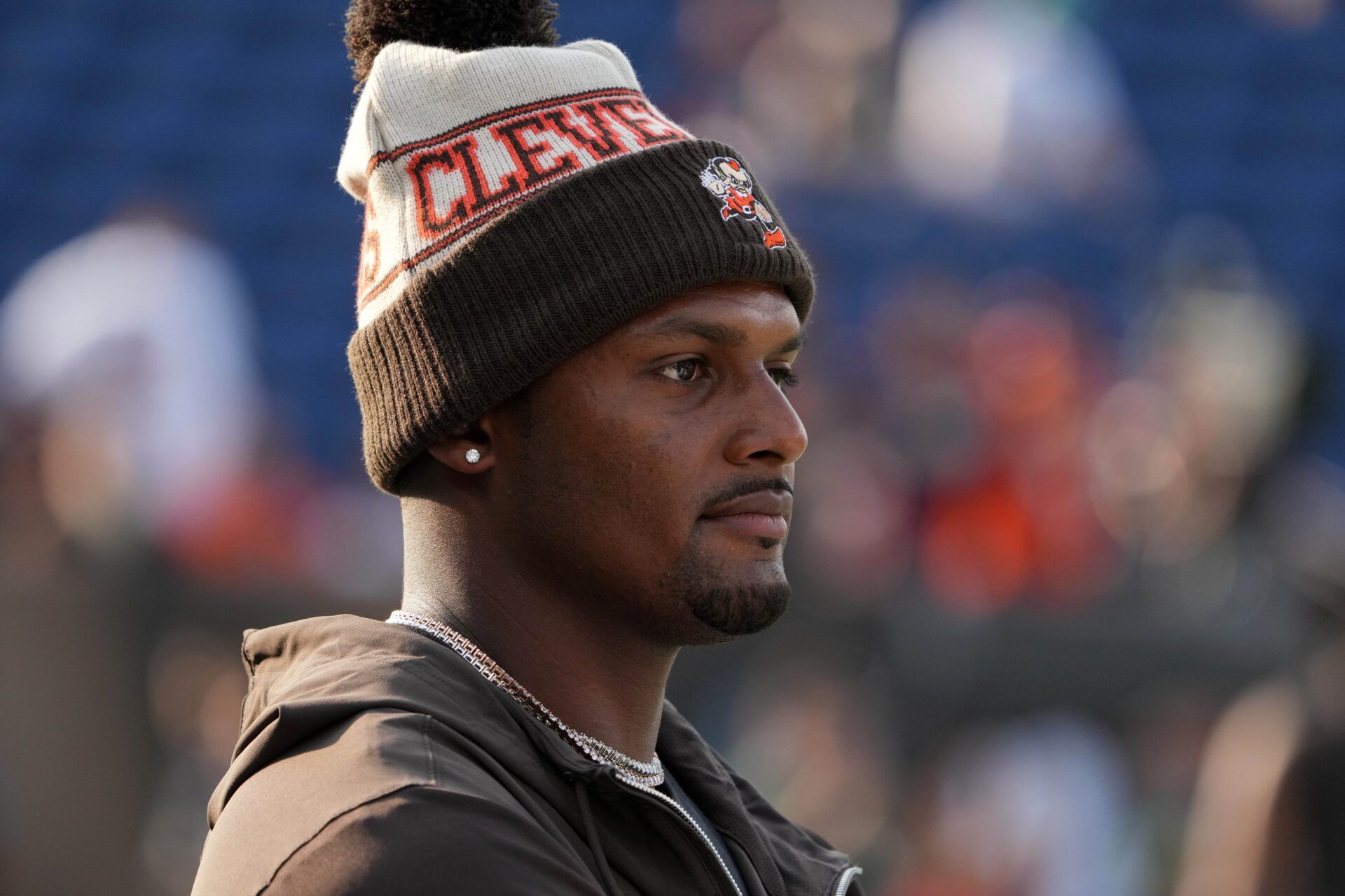 Deshaun Watson (4) watches from the sidelines during the first half against the New York Jets at Tom Benson Hall of Fame Stadium.