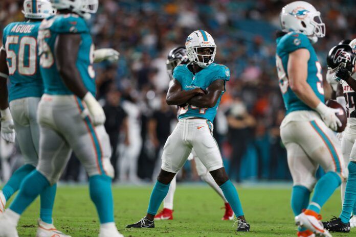 Miami Dolphins CB Tino Ellis (34) reacts after a play against the Atlanta Falcons.