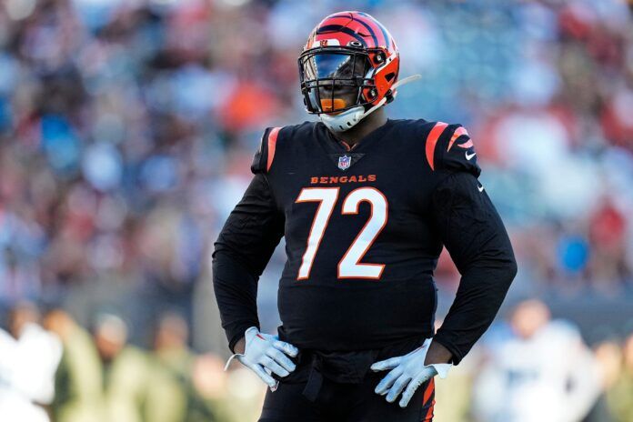 Domenique Davis (72) waits between plays in the fourth quarter during a Week 9 NFL game, Sunday, Nov. 6, 2022, at Paycor Stadium in Cincinnati.