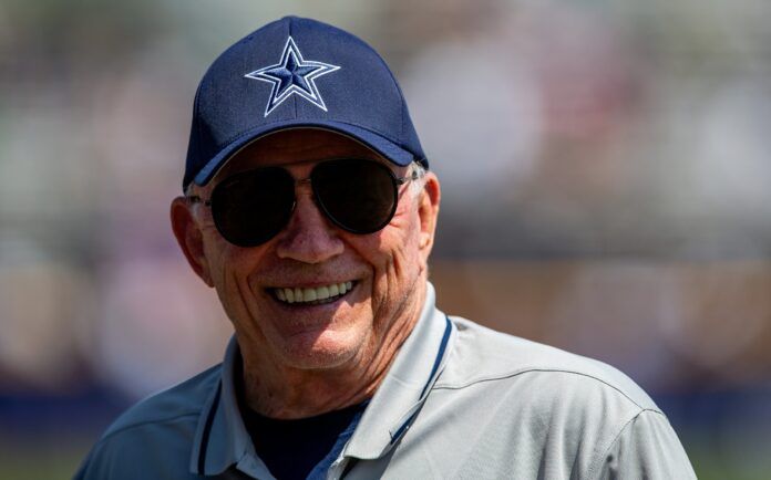 Jerry Jones during training camp at the Marriott Residence Inn-River Ridge playing fields.