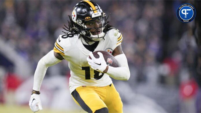 Pittsburgh Steelers wide receiver Diontae Johnson (18) runs with the ball against the Baltimore Ravens during the second half at M&T Bank Stadium.